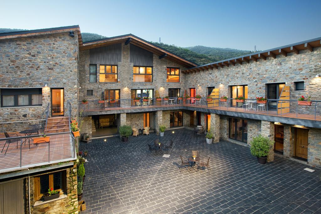 Allotjament Rural Cal Miquel Anserall  Ngoại thất bức ảnh